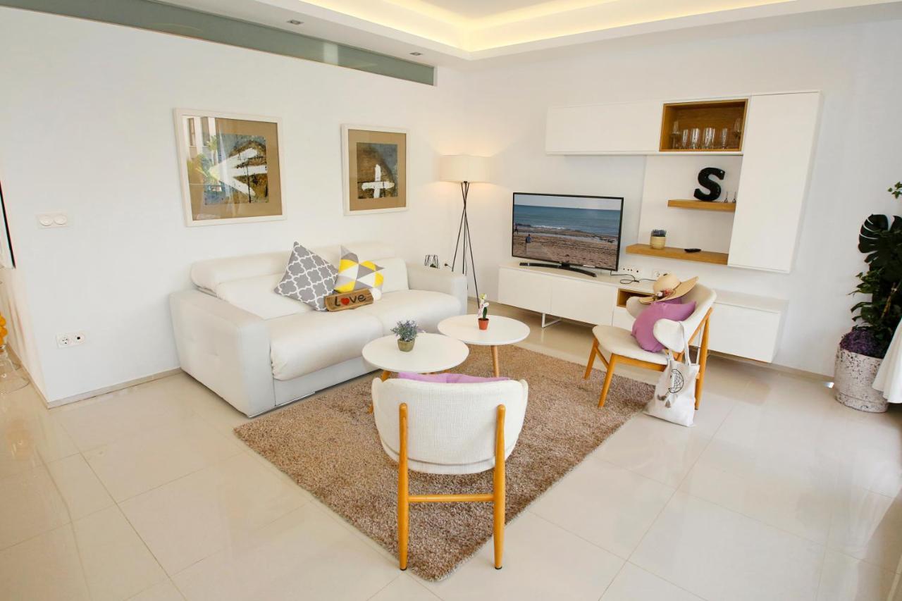 Fantastic Home With Ac, Pool And Bbq Rojales Eksteriør bilde