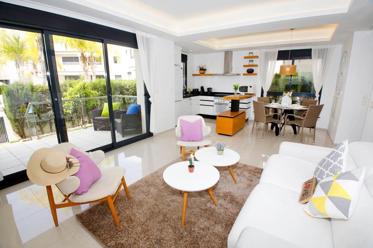 Fantastic Home With Ac, Pool And Bbq Rojales Eksteriør bilde