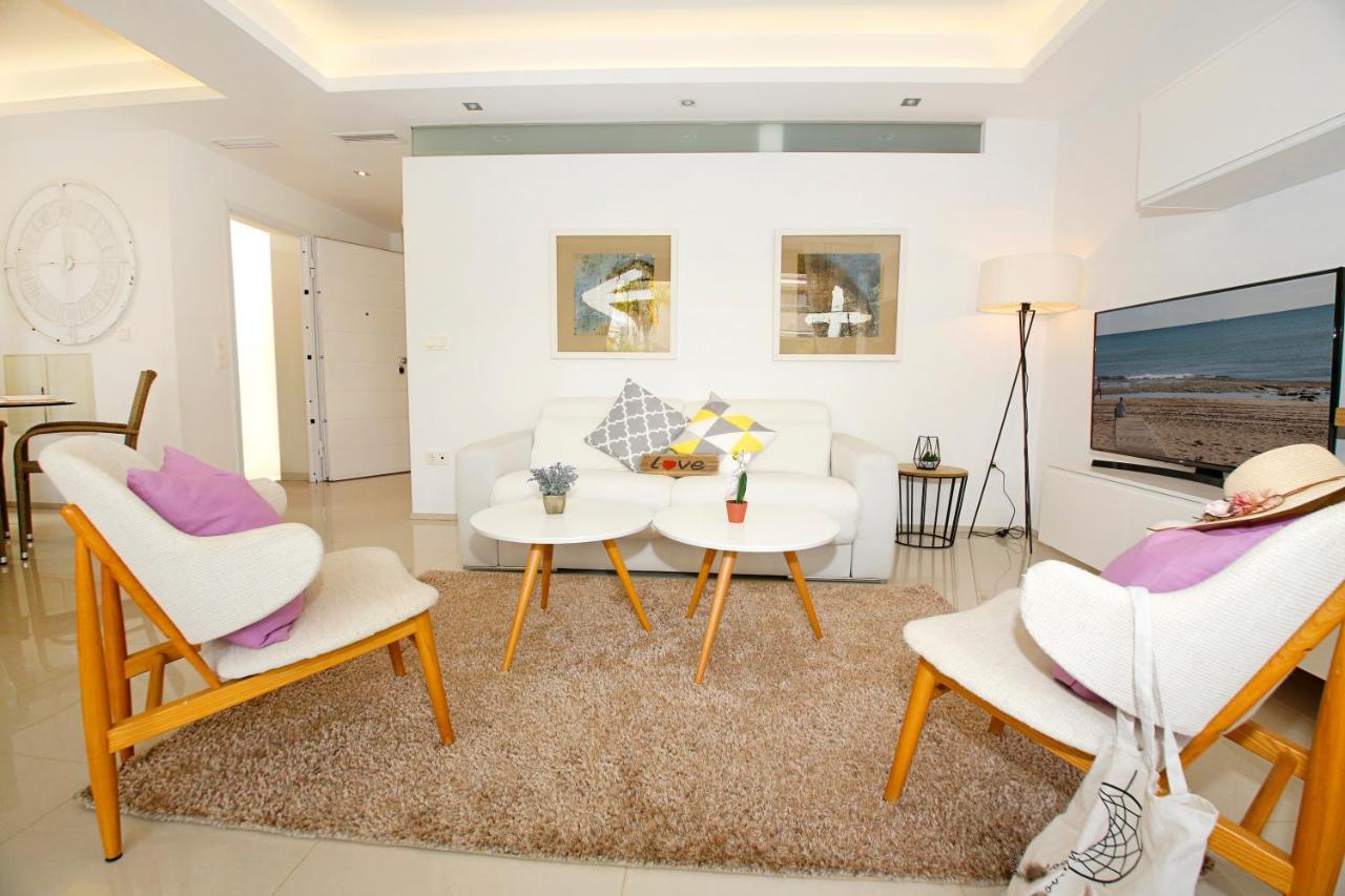 Fantastic Home With Ac, Pool And Bbq Rojales Eksteriør bilde