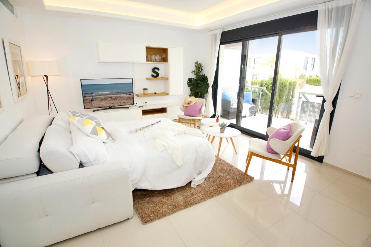 Fantastic Home With Ac, Pool And Bbq Rojales Eksteriør bilde