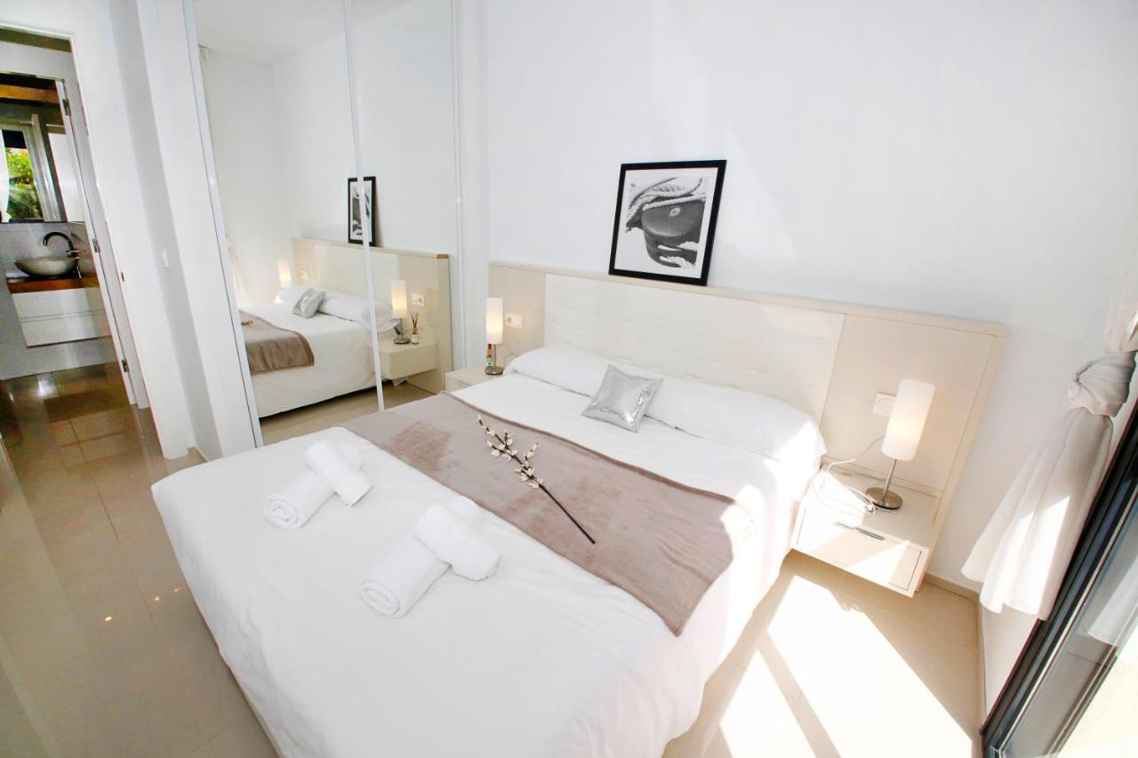 Fantastic Home With Ac, Pool And Bbq Rojales Eksteriør bilde