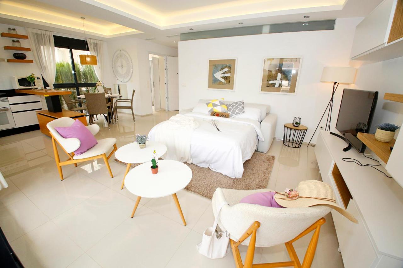 Fantastic Home With Ac, Pool And Bbq Rojales Eksteriør bilde